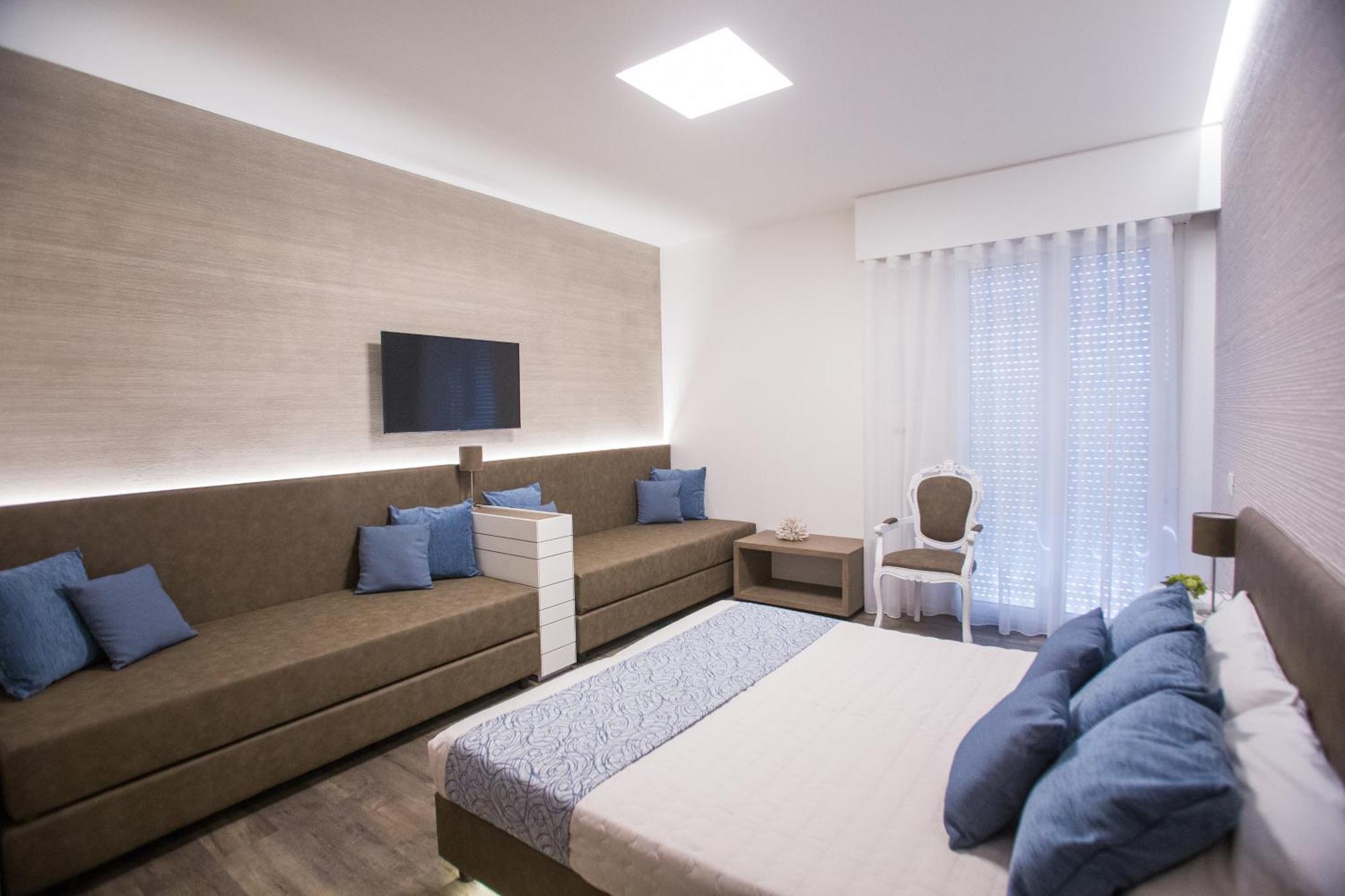 Hotel Liberty Beach - Parking & Beach Included Riccione Exteriér fotografie