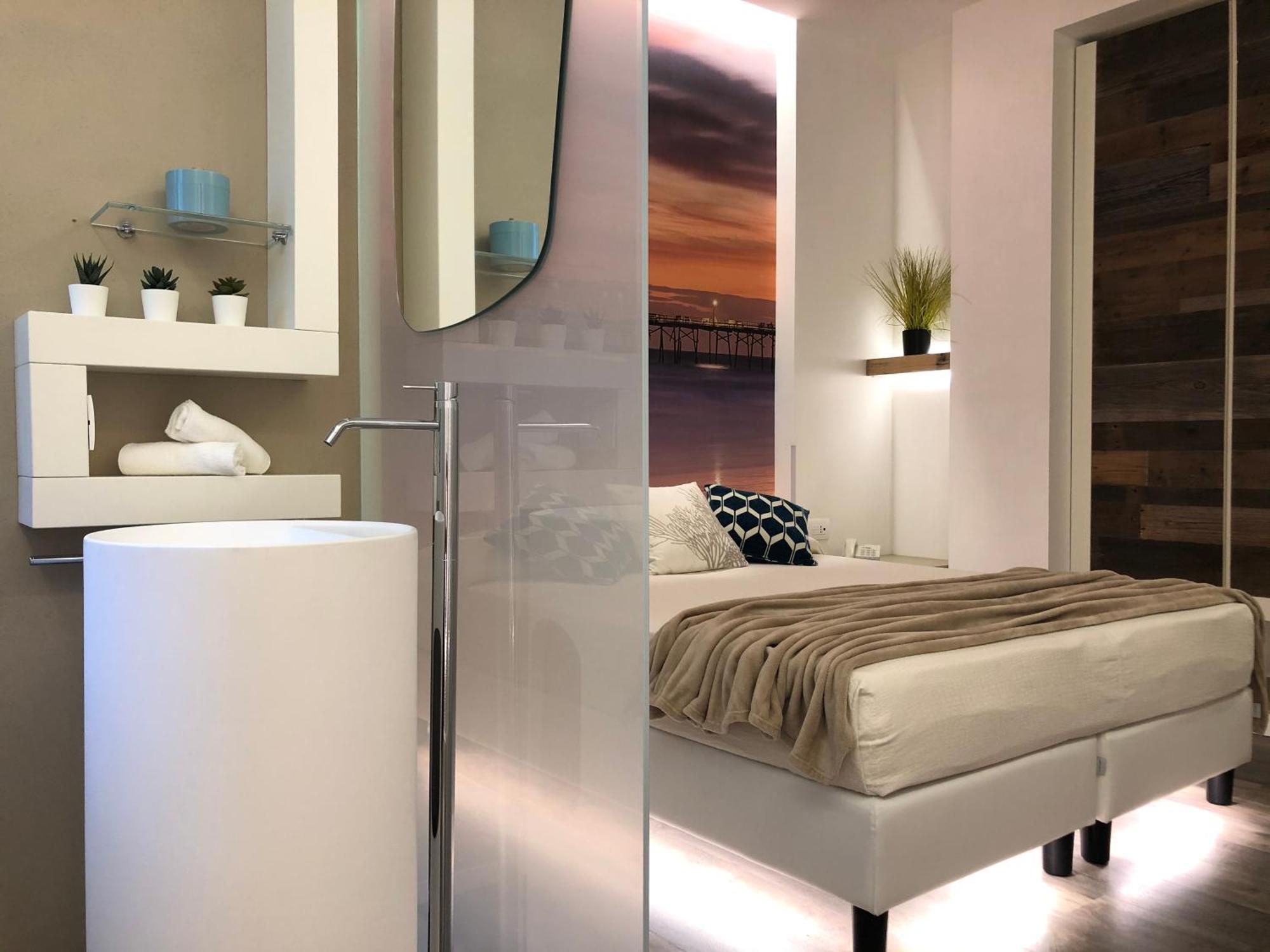 Hotel Liberty Beach - Parking & Beach Included Riccione Pokoj fotografie