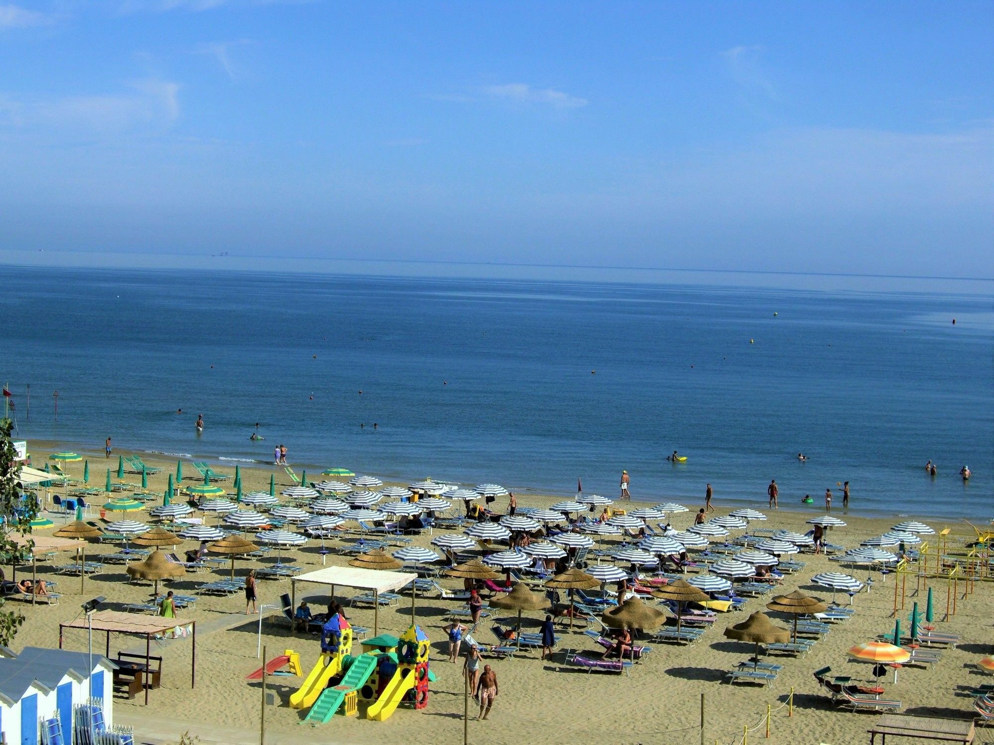 Hotel Liberty Beach - Parking & Beach Included Riccione Exteriér fotografie
